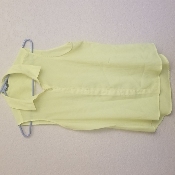 Express Sheer sleevless button up - Picture 1 of 2